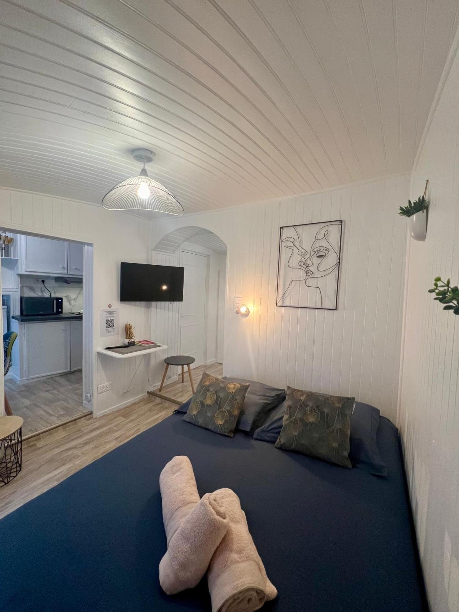 Casa Cloutiers #1, #2 & #3 - Jolis Studios - Emplacement Ideal Hyper Centre Brive Ngoại thất bức ảnh